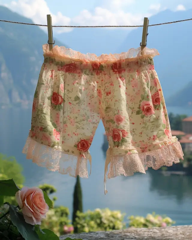 Summer Vacation Ruffle Lace Chiffon Contrast Shorts e917
